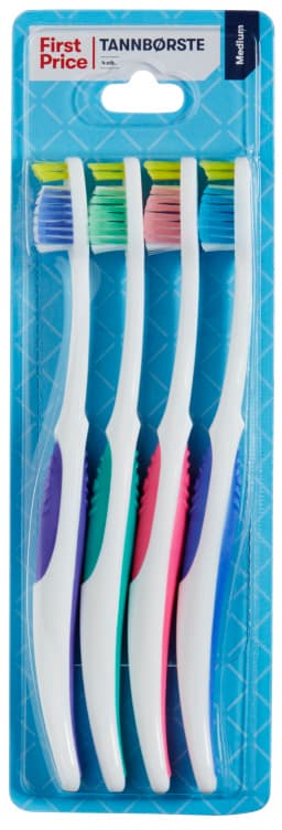 Tannbørste Medium 4pk First Price 4 stk