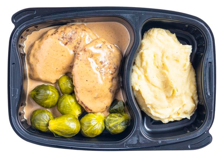 Elgkarbonader Varm Middag m/Tilbehør